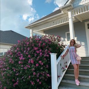 Meet your Posher, Jenn